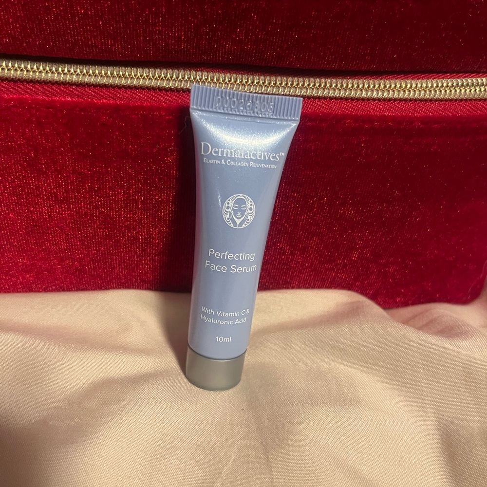 Dermactives Perfecting Face Serum